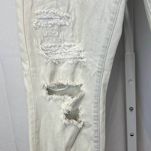 PILCRO Anthropologie Distressed Slim Boyfriend Jeans Light Wash Size 29 - Picture 4 of 9
